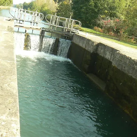 Lumineux à - 60 M² Avec Piscine Partagée Appartamento Blaignac